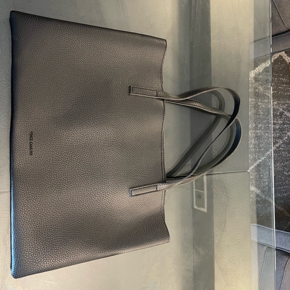 CLASSIC Vince Camuto Bag. Excellent Condition! SALE! - Picture 2 of 6